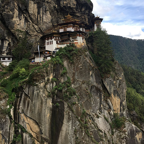 national-memorial-img-chorten